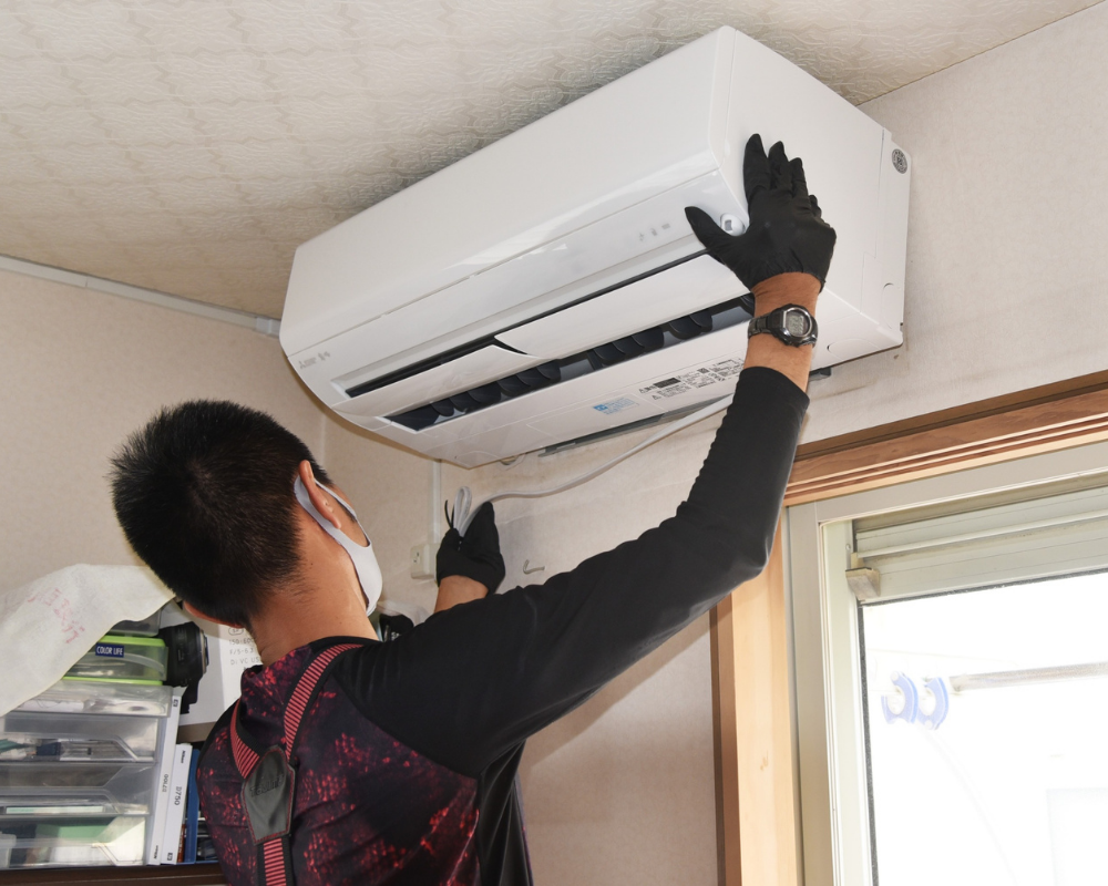 エアコン設置作業